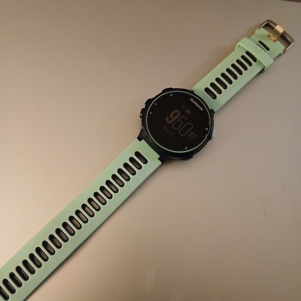 Garmin Forerunner 735xt